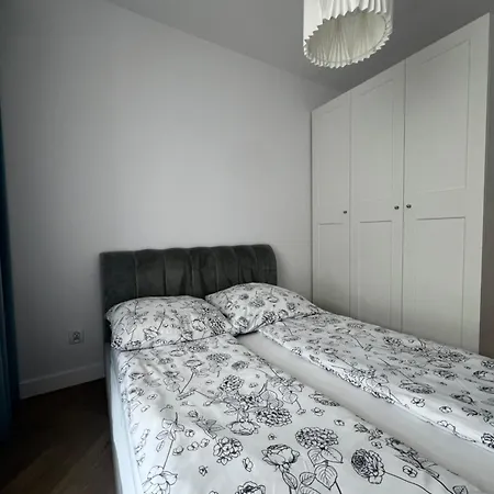 アパート Tani - I *